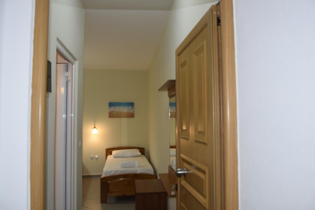 Zotos Apartment هيماري المظهر الخارجي الصورة